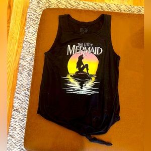 Vintage 90’s broken in Disney little mermaid graphic knotted tank